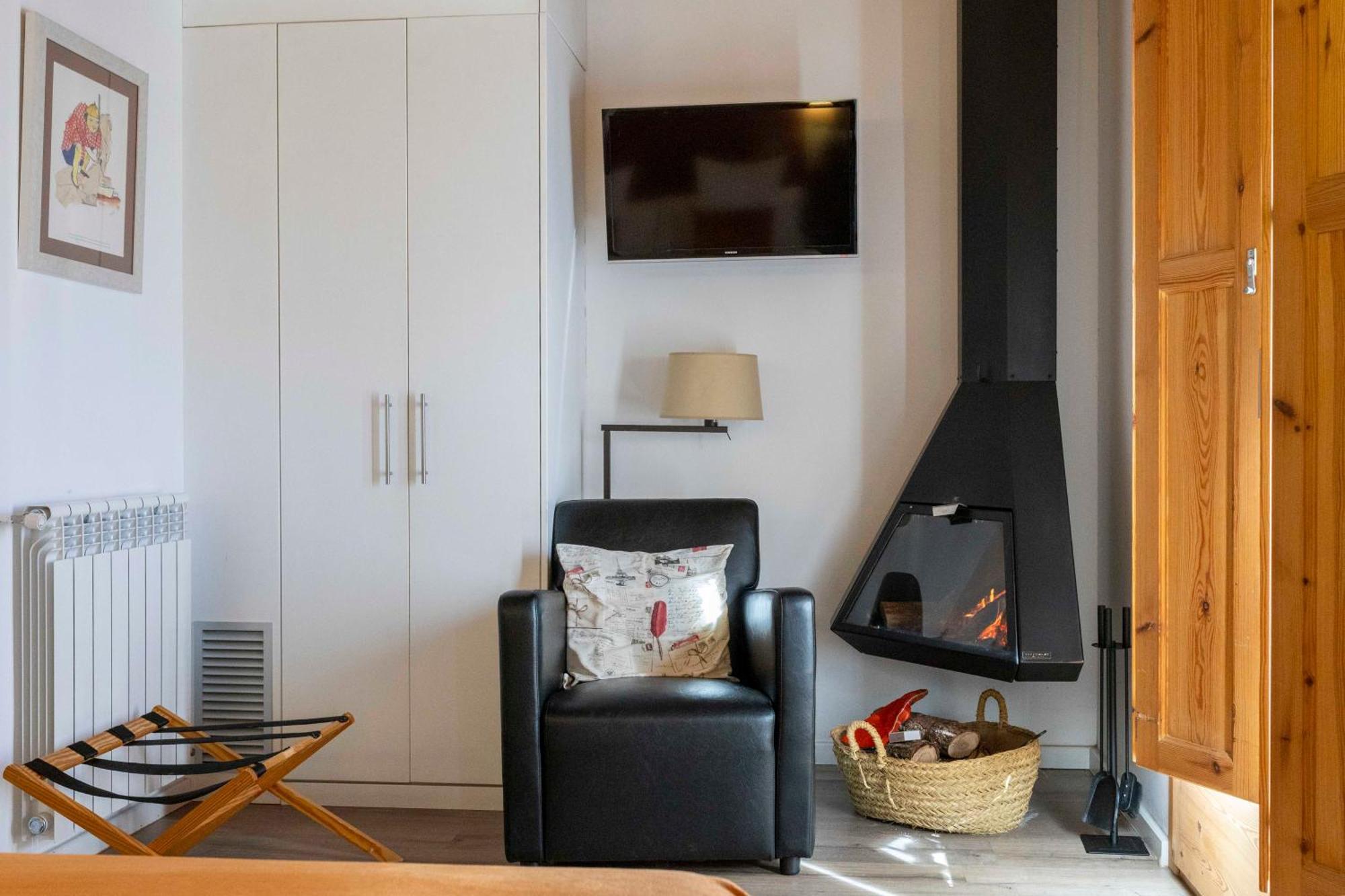 Hotel La Freixera Solsona Luaran gambar