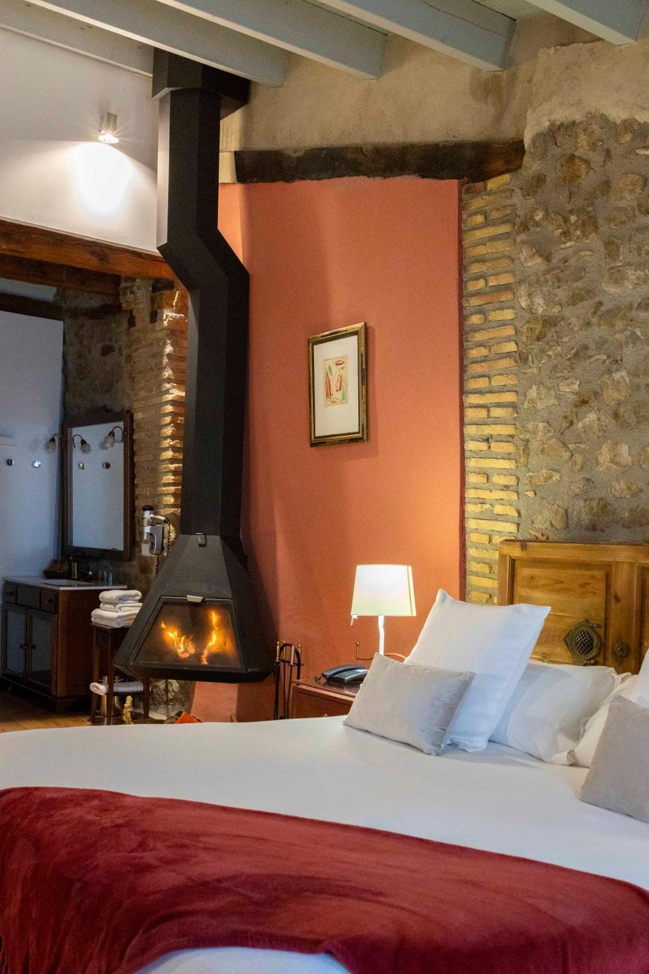 Hotel La Freixera Solsona Luaran gambar